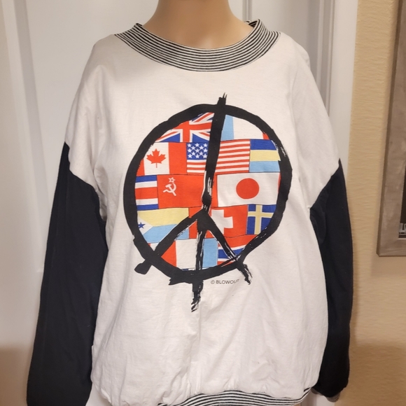 Vintage BLOWOUT LA Reversible World Peace Pullover Crewneck Sweatshirt - Picture 2 of 14